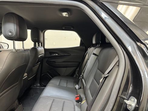 Used 2022 Chevrolet TrailBlazer RS w/ Convenience Package FWD image 18