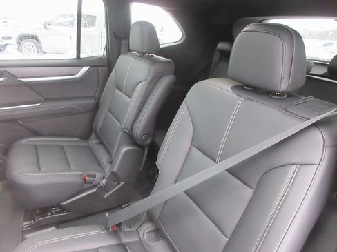 New 2026 GMC Acadia Elevation w/ Super Cruise Package image 14