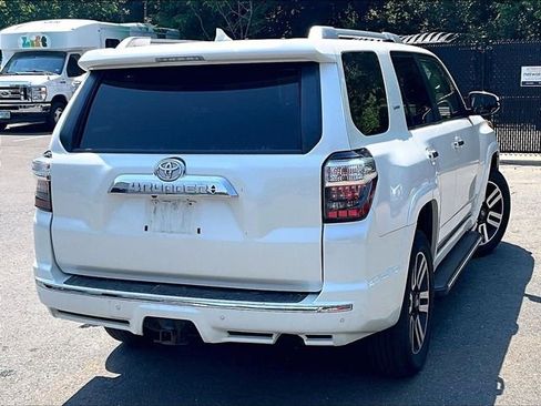 Used 2018 Toyota 4Runner Limited AWD/4WD image 4