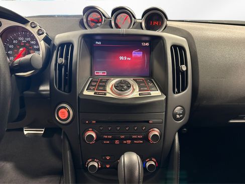 Used 2020 Nissan 370Z Touring Sport image 27
