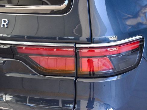 Used 2022 Jeep Wagoneer Series I w/ Convenience Group I image 7