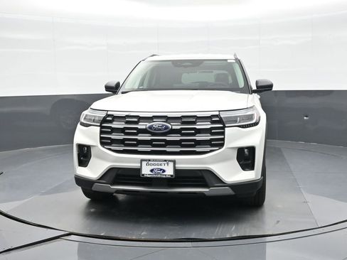 New 2026 Ford Explorer Active w/ Active Comfort Package RWD image 17
