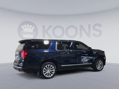 Used 2024 GMC Yukon XL Denali w/ Denali Reserve Package AWD/4WD image 11