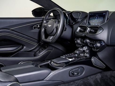 Used 2023 Aston Martin V12 Vantage V12 image 21