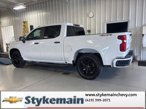 New 2026 Chevrolet Silverado 1500 Custom w/ Turbomax Blackout Package AWD/4WD image 4