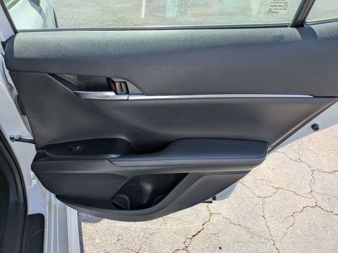 Used 2020 Toyota Camry XSE image 33