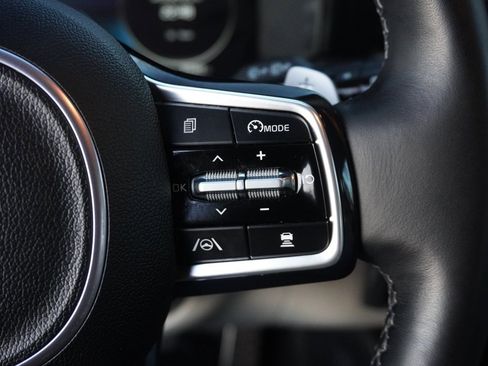 Used 2023 Kia Sorento SX Prestige image 55