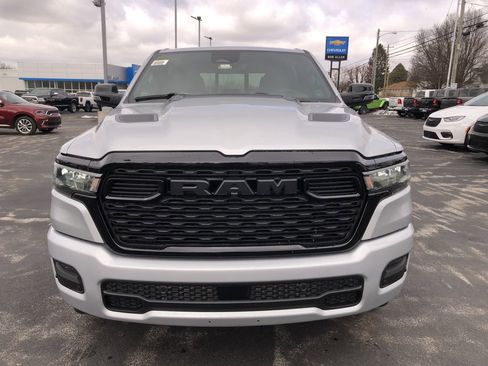 New 2026 RAM 1500 4x4 Crew Cab image 16