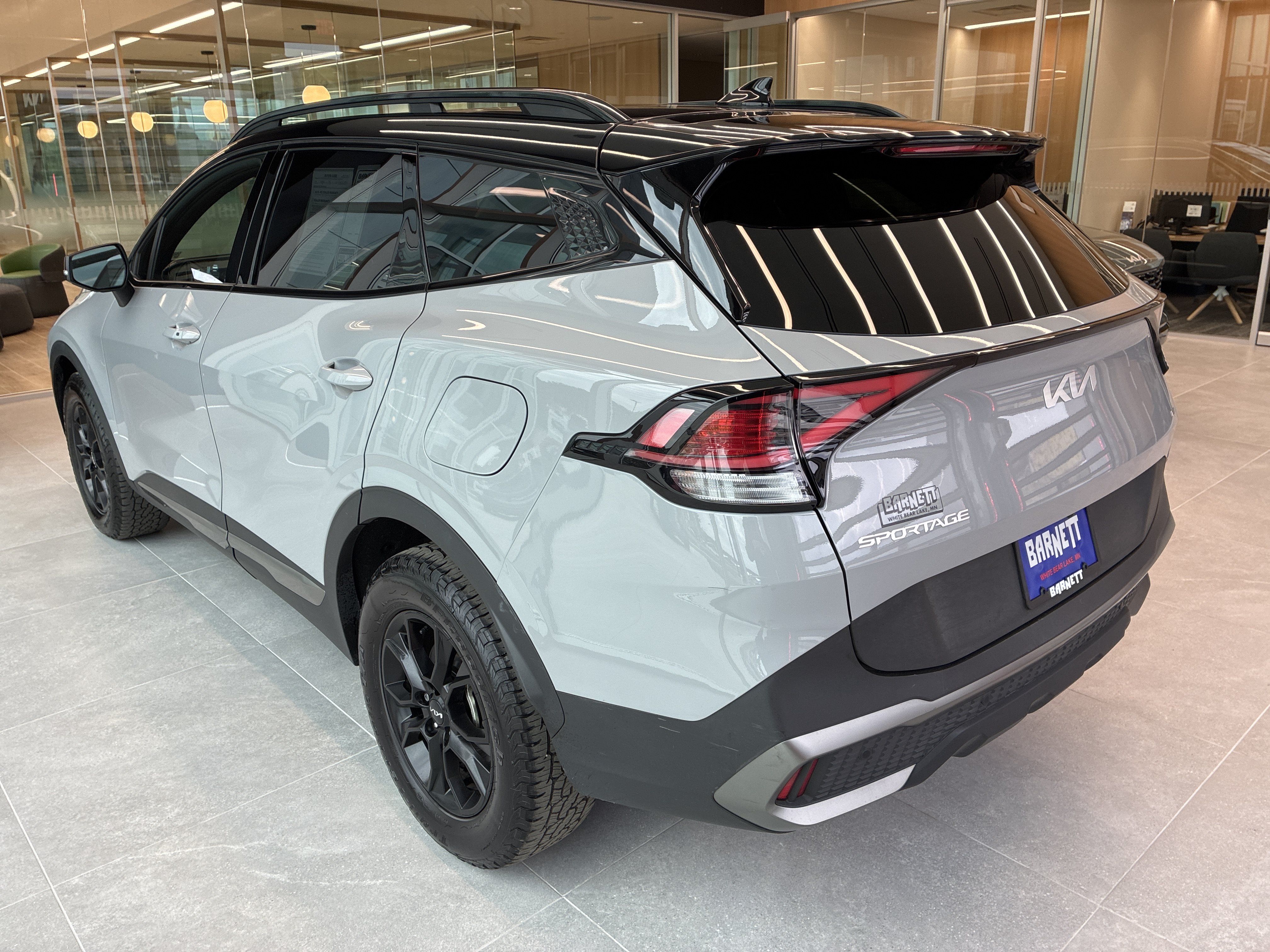 Certified 2023 Kia Sportage X-Pro AWD/4WD image 4