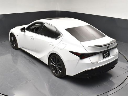 Used 2022 Lexus IS 350 F Sport image 46
