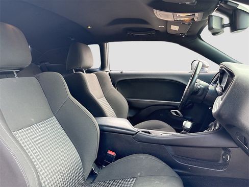 Used 2021 Dodge Challenger GT w/ Blacktop Package image 25