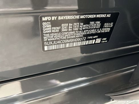 Used 2021 BMW X5 M50i w/ Executive Package image 58