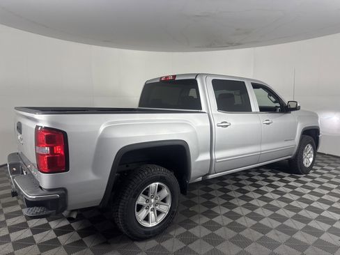 Used 2017 GMC Sierra 1500 SLE w/ SLE Value Package image 4