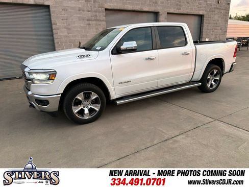 Used 2019 RAM 1500 Laramie AWD/4WD image 7