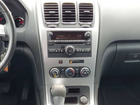 Used 2009 GMC Acadia SLE w/ Preferred Package FWD image 25