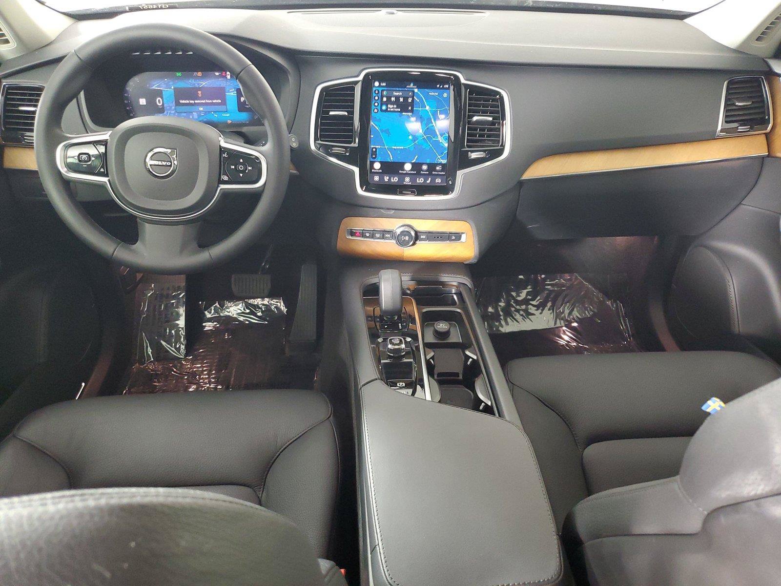 Certified 2023 Volvo XC90 B6 Plus w/ Protection Package Premier AWD/4WD image 16