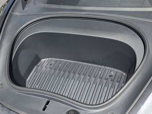 Used 2025 Tesla Model 3 Long Range image 21