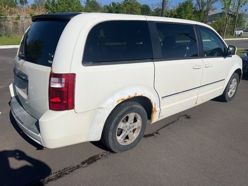 Used 2008 Dodge Grand Caravan SXT FWD image 5