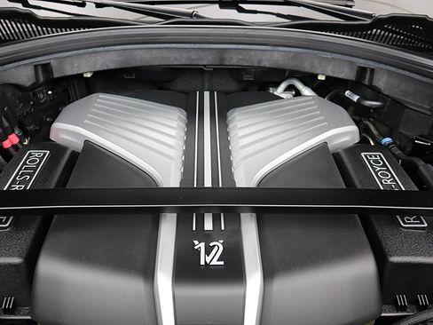 Used 2022 Rolls-Royce Cullinan AWD/4WD image 25