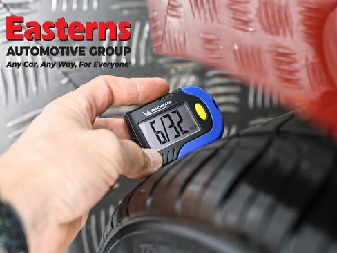 Used 2019 Toyota Corolla XSE image 29