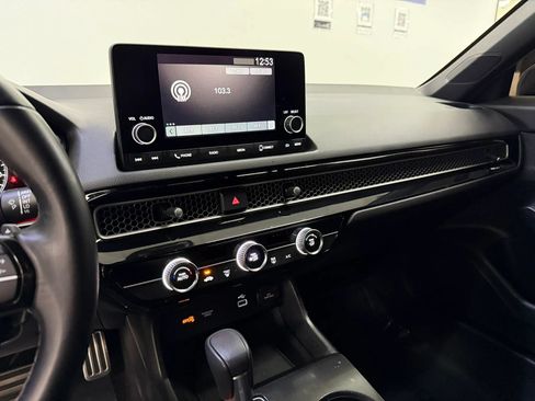 Used 2024 Honda Civic Sport image 17