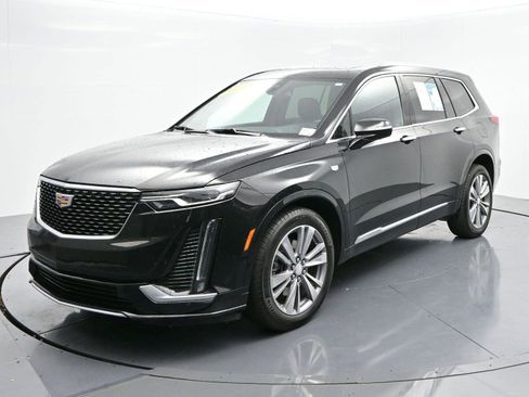Used 2024 Cadillac XT6 Premium Luxury w/ LPO, Floor Liner Package AWD/4WD image 3