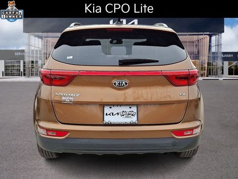 Certified 2019 Kia Sportage EX w/ EX Premium Package image 6