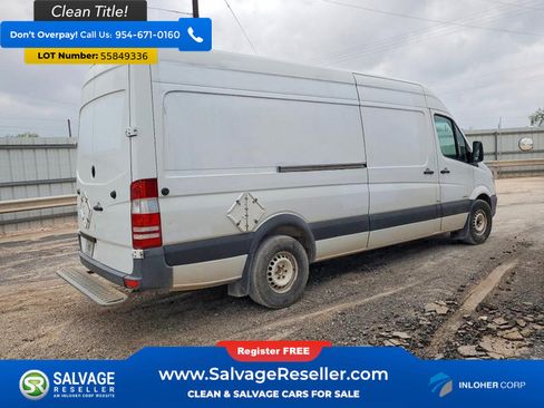 Used 2014 Mercedes-Benz Sprinter 2500 image 4