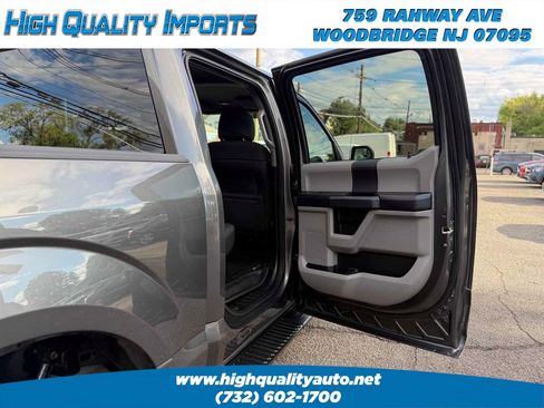 Used 2017 Ford F150 XL w/ Equipment Group 101A Mid AWD/4WD image 18