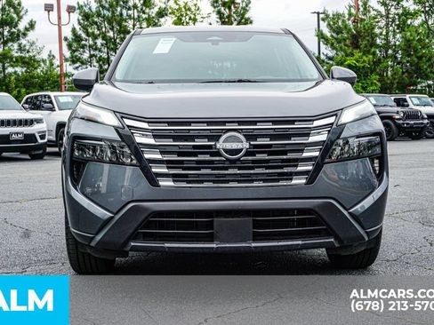 Used 2025 Nissan Rogue SV FWD image 9