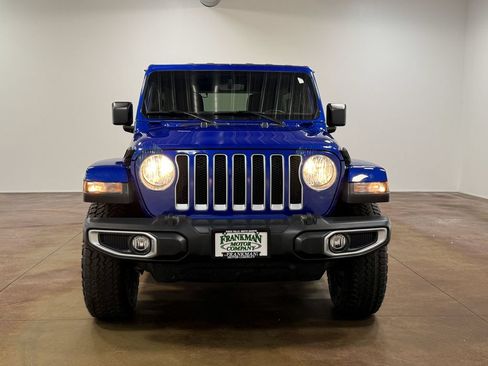 Used 2018 Jeep Wrangler Unlimited Sahara AWD/4WD image 29