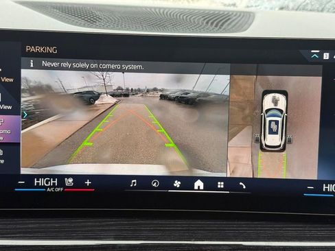 New 2026 BMW X5 xDrive40i w/ Executive Package image 13