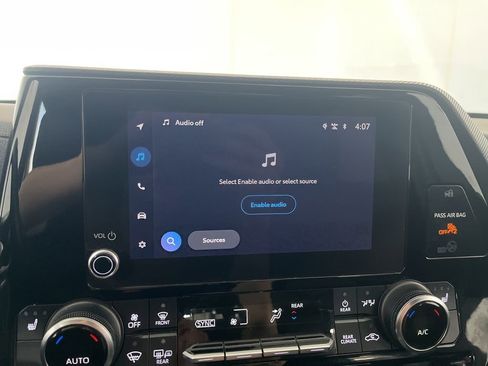 Used 2023 Toyota Highlander XSE AWD/4WD image 69