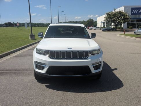 Used 2024 Jeep Grand Cherokee Limited 4xe AWD/4WD image 8
