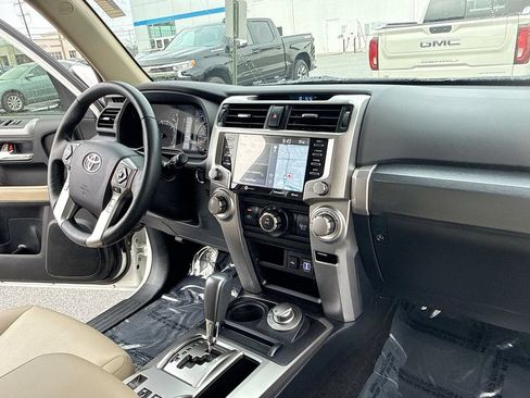 Used 2023 Toyota 4Runner SR5 Premium w/ Moonroof Package AWD/4WD image 27
