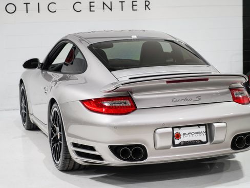 Used 2013 Porsche 911 Turbo S AWD/4WD image 37