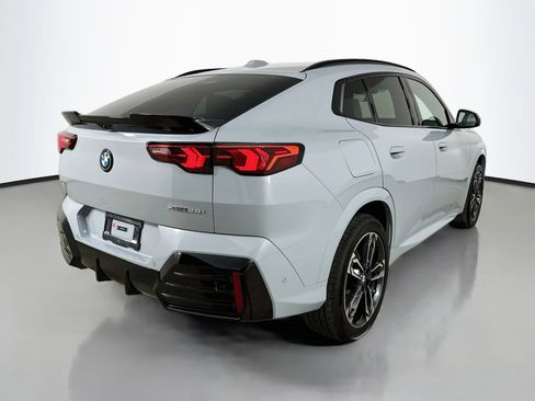 New 2026 BMW X2 xDrive28i w/ Technology Package AWD/4WD image 5
