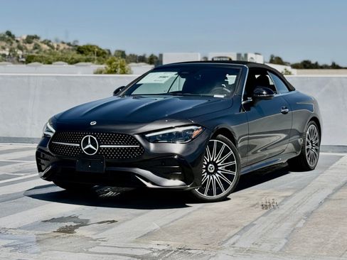 New 2026 Mercedes-Benz CLE 300 4MATIC Cabriolet image 2