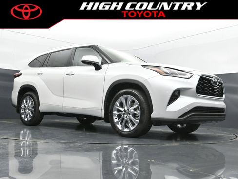 New 2026 Toyota Highlander Limited AWD/4WD image 42