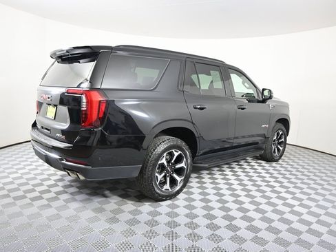 Used 2025 GMC Yukon AT4 image 6