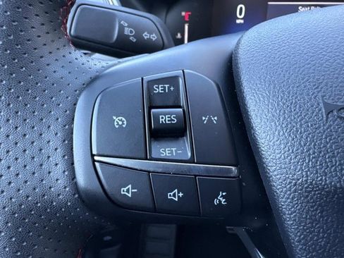 Used 2024 Ford Escape ST-Line image 28