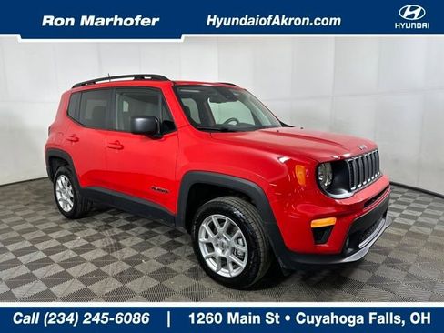 Used 2023 Jeep Renegade Latitude w/ Sun/Sound Group image 1