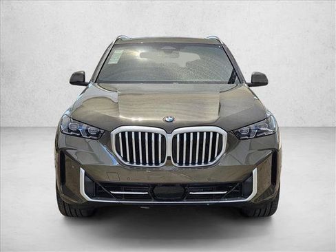 New 2026 BMW X5 xDrive40i w/ Parking Assistance Package AWD/4WD image 2