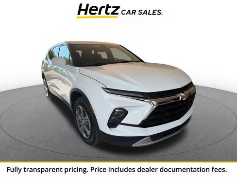 Used 2026 Chevrolet Blazer LT FWD image 1