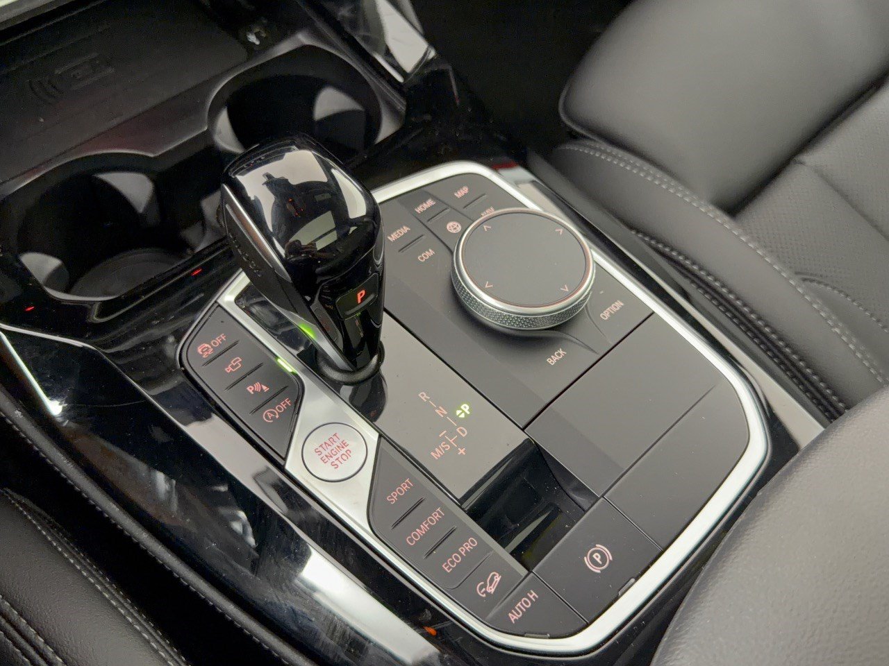 Used 2025 BMW X4 xDrive30i AWD/4WD image 21