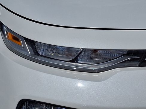 Used 2022 Kia Soul LX w/ Technology Package FWD image 12