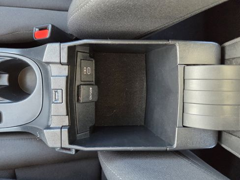 Used 2023 Toyota Corolla LE image 26