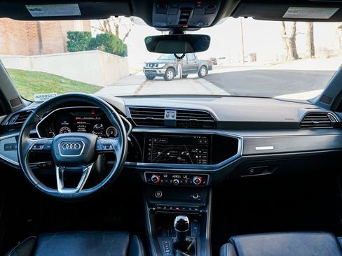 Used 2021 Audi Q3 2.0T Premium Plus w/ Premium Plus Package image 11