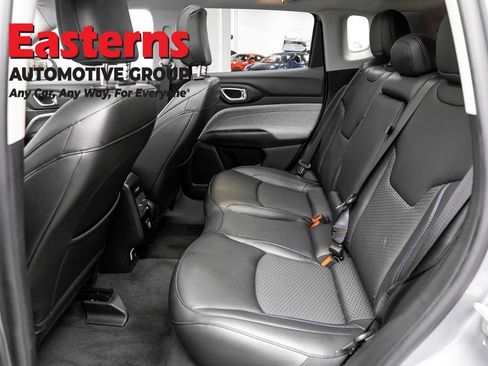 Used 2022 Jeep Compass Latitude w/ Sun and Sound Group AWD/4WD image 22