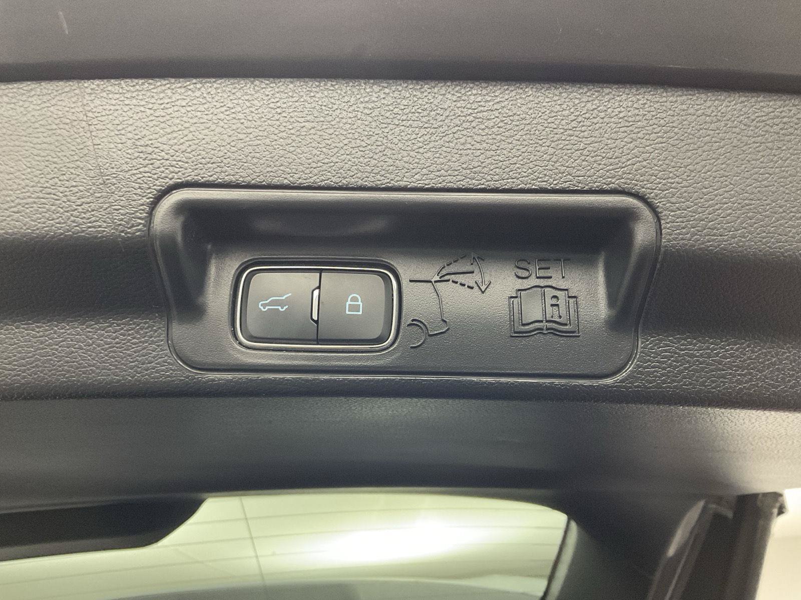Used 2024 Ford Explorer ST w/ Equipment Group 401A AWD/4WD image 32